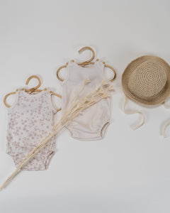 skylar toddler bucket hat || seashell