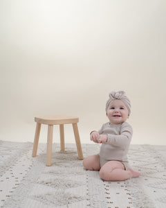 ribbed crew onesie || oat