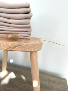 ribbed crew onesie || oat